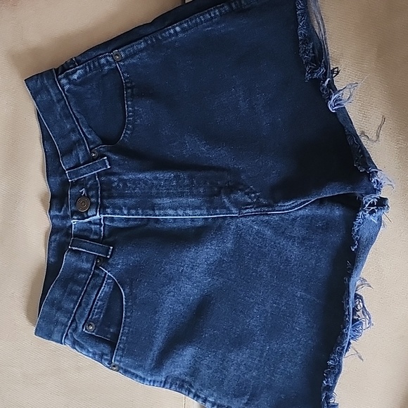 High waisted jean shorts - Picture 3 of 3